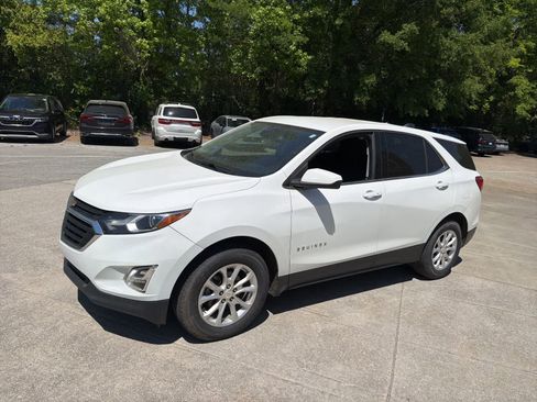Used 2020 Chevrolet Equinox LT image 4