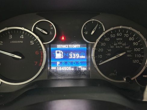 Used 2017 Toyota Tundra SR5 w/ SR5 Upgrade Package image 5