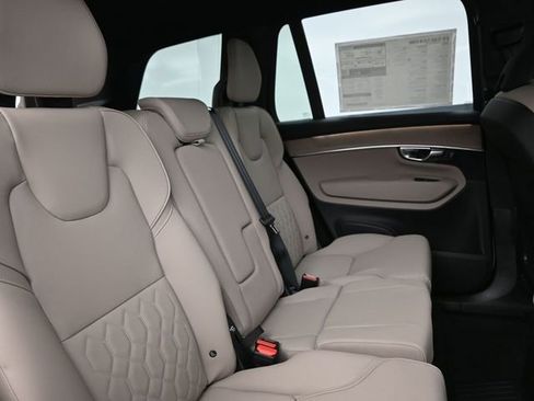 New 2026 Volvo XC90 T8 Plus w/ Protection Package Premier AWD/4WD image 35