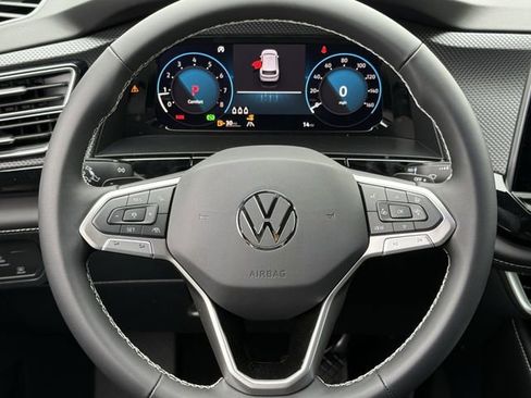 New 2026 Volkswagen Atlas Cross Sport SEL AWD/4WD image 10