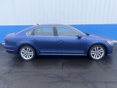 Used 2017 Volkswagen Passat 1.8T SE