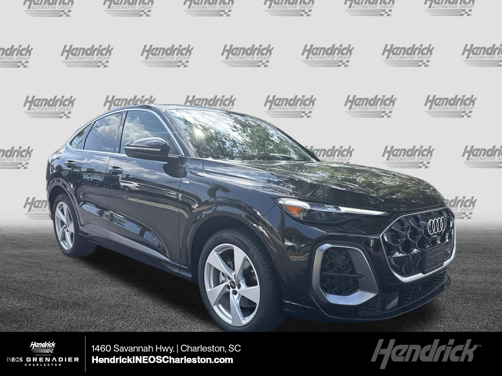 Used 2025 Audi Q5 Prestige w/ 20" Wheel Package AWD/4WD image 1