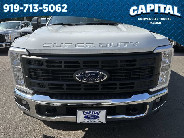 New 2026 Ford F250 XL w/ XL Chrome Package RWD image 12