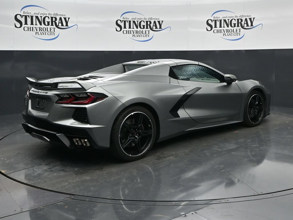 Used 2022 Chevrolet Corvette Stingray Premium Conv w/ Z51 Performance Package RWD image 7