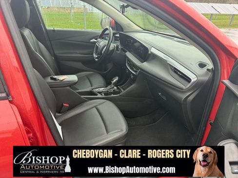 Used 2024 Buick Encore GX Sport Touring image 26