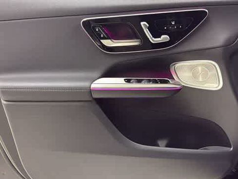 Certified 2025 Mercedes-Benz GLC 300 4MATIC image 15