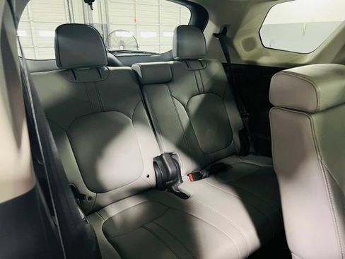Used 2023 Honda Pilot Elite image 37