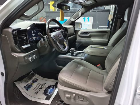 Used 2022 GMC Sierra 1500 SLT image 6