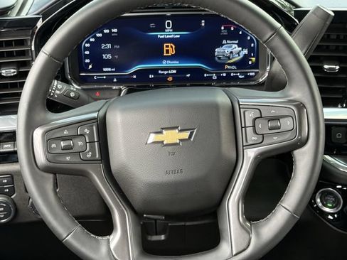 Used 2025 Chevrolet Silverado 2500 High Country w/ Technology Package AWD/4WD image 10