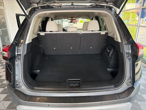 Used 2023 Nissan Rogue SV AWD/4WD image 11