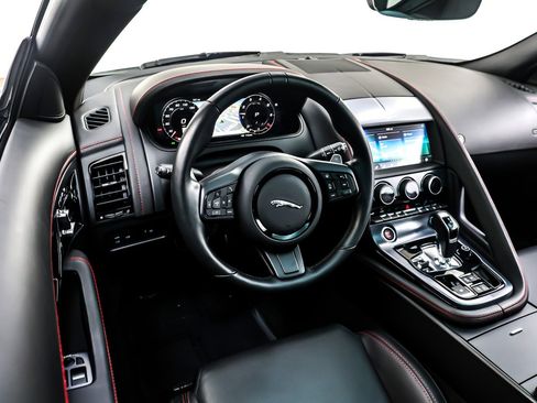 Used 2023 Jaguar F-TYPE R-Dynamic image 6