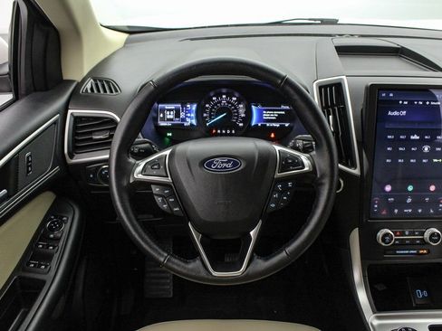 Certified 2023 Ford Edge SEL image 13