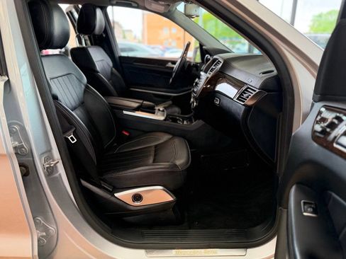 Used 2013 Mercedes-Benz GL 450 4MATIC image 26