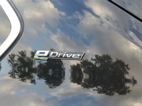 Used 2017 BMW X5 xDrive40e AWD/4WD image 5