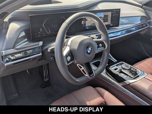 Used 2023 BMW 760i xDrive w/ Executive Package AWD/4WD image 2