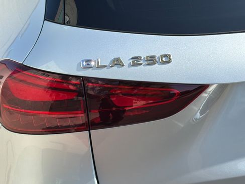 New 2026 Mercedes-Benz GLA 250 image 26