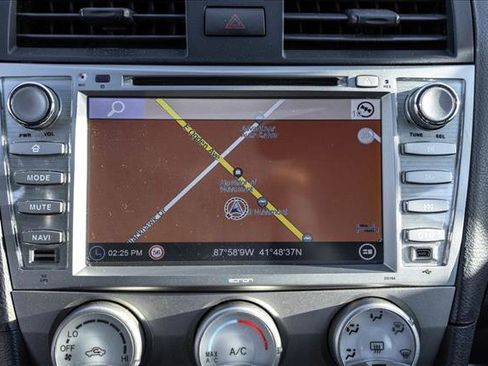 Used 2011 Toyota Camry SE image 15