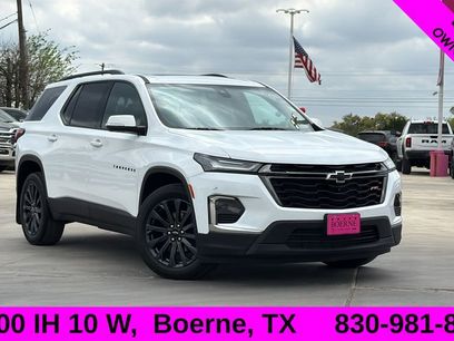 Used 2023 Chevrolet Traverse RS