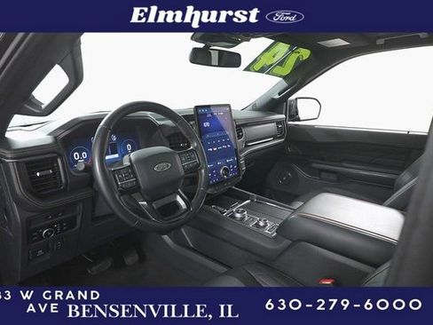 Used 2024 Ford Expedition Platinum image 13
