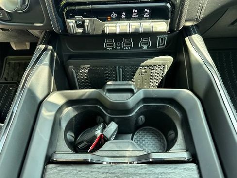 Used 2026 RAM 1500 Limited AWD/4WD image 34