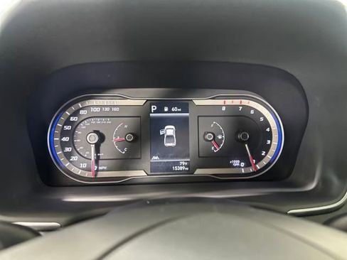 Used 2024 Hyundai Santa Cruz SE image 17