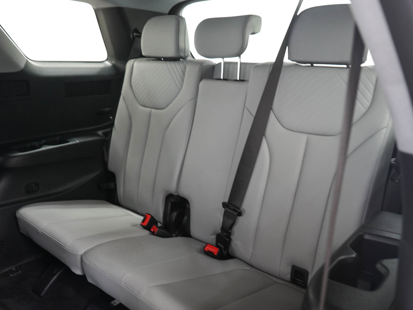 Used 2025 Hyundai Palisade SEL AWD/4WD image 15