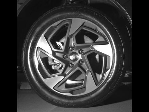 Certified 2025 Subaru Crosstrek 2.5i Limited AWD/4WD image 9