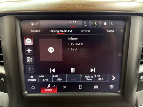 Used 2022 RAM 1500 Laramie AWD/4WD image 22