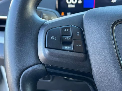 Used 2022 Ford Mustang Mach-E Select image 29