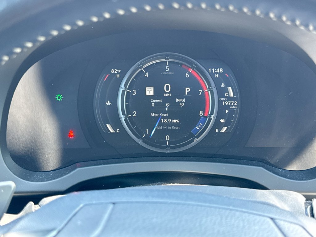 Used 2025 Lexus IS 500 RWD image 3