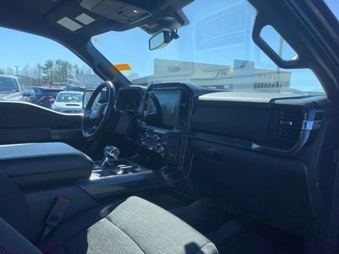 Certified 2022 Ford F150 XLT w/ Equipment Group 302A High image 16