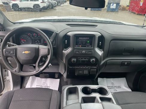 Used 2020 Chevrolet Silverado 1500 Custom w/ Custom Value Package AWD/4WD image 22