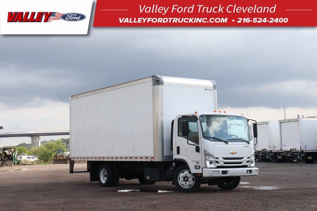 Used 2023 Chevrolet Low Cab Forward 5500XD RWD image 1