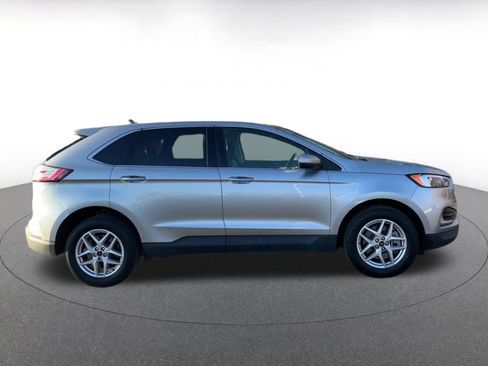 Used 2024 Ford Edge SEL image 16