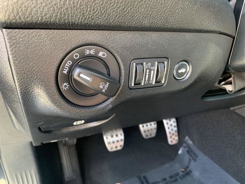 Used 2019 Dodge Challenger R/T Scat Pack image 18