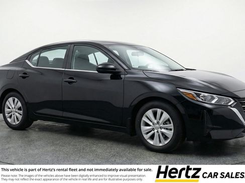 Used 2025 Nissan Sentra S image 1
