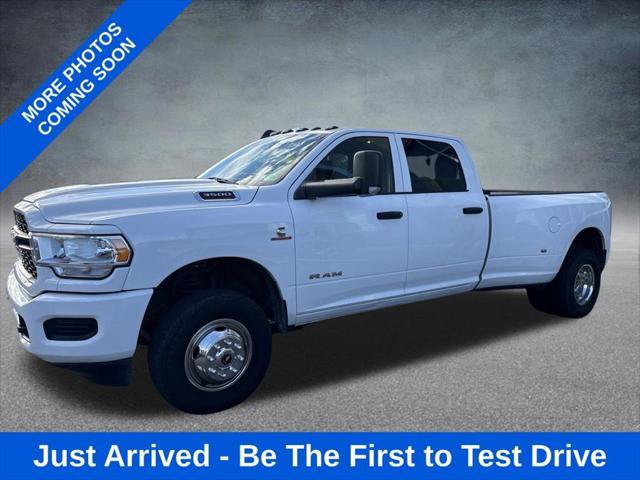 Certified 2022 RAM 3500 Tradesman AWD/4WD image 1