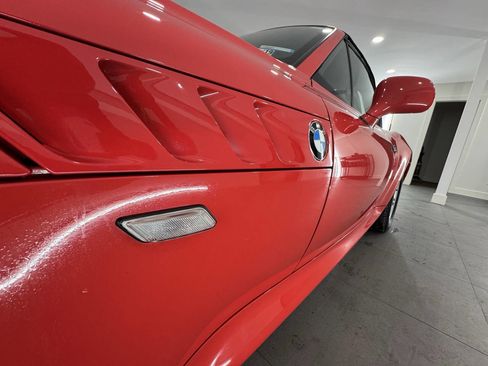 Used 2002 BMW Z3 2.5i image 10