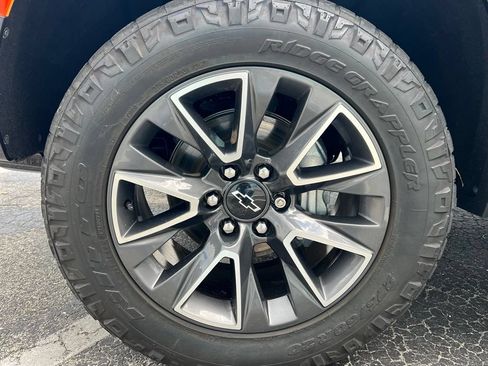 Used 2023 Chevrolet Tahoe Z71 AWD/4WD image 24