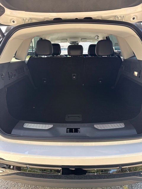 New 2026 Lincoln Nautilus Premier AWD/4WD image 22