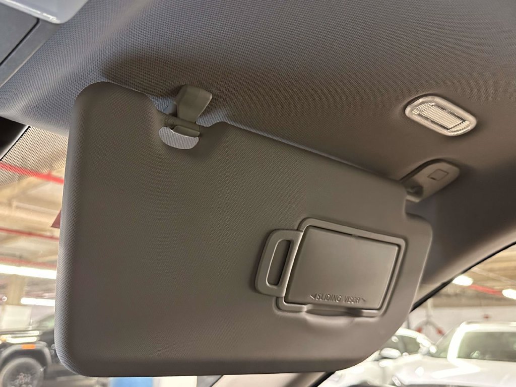Used 2024 Mitsubishi Outlander SE AWD/4WD image 25