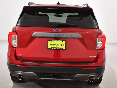 Used 2023 Ford Explorer XLT w/ Equipment Group 202A AWD/4WD image 13