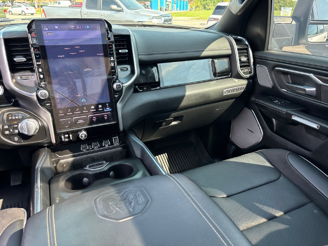 Used 2025 RAM 1500 Laramie w/ Night Edition AWD/4WD image 13