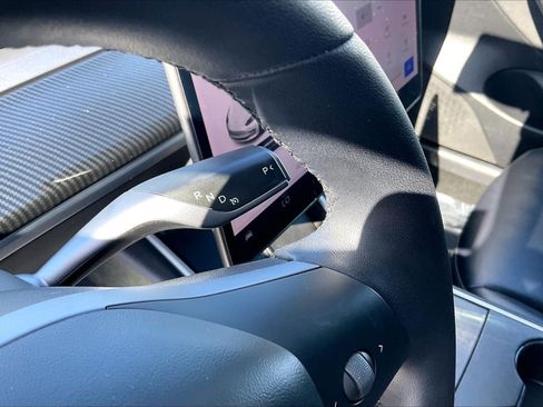 Used 2020 Tesla Model 3 Standard Range Plus RWD image 15