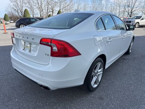 Used 2014 Volvo S60 T5 image 7