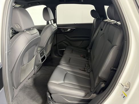 Certified 2025 Audi Q7 3.0T Premium Plus w/ Premium Plus Package image 7