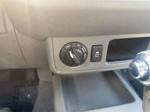 Used 2019 Nissan Frontier S AWD/4WD image 24