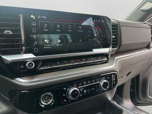 Used 2023 GMC Sierra 1500 SLT w/ SLT Premium Package image 18