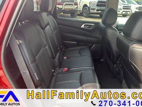 Used 2018 Nissan Pathfinder Platinum w/ Cargo Package FWD image 20