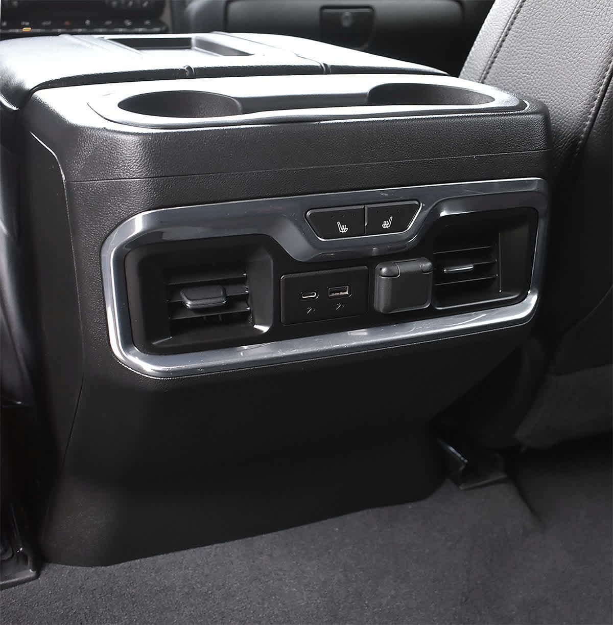 Used 2022 GMC Sierra 2500 Denali w/ Denali Ultimate Package AWD/4WD image 11